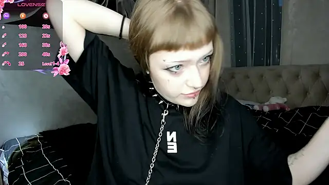 urmelodyy online show from May 2026 09:04:01 PM