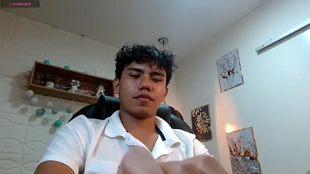 Snapshot of Jack_Ryan26 chatting on May 2026 08:33:02 PM Jack Ryan26 online show from May 2026 08:33:02 PM