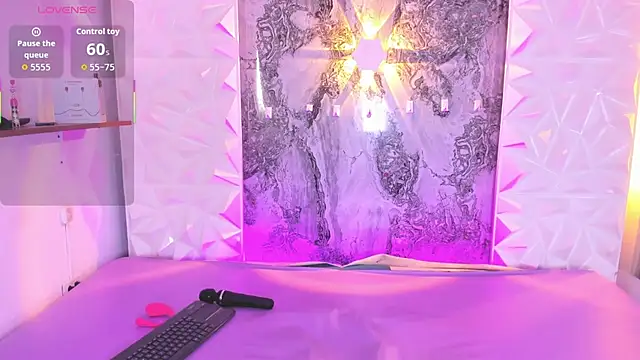 Playful Violet online show from June 2026 01:38:02 PM