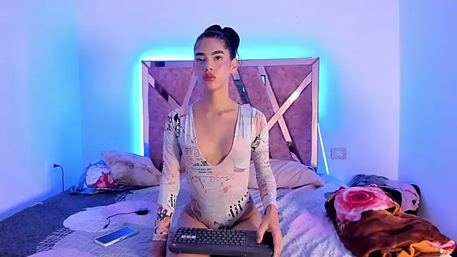 BabyVale  online show from May 2026 08:56:01 PM