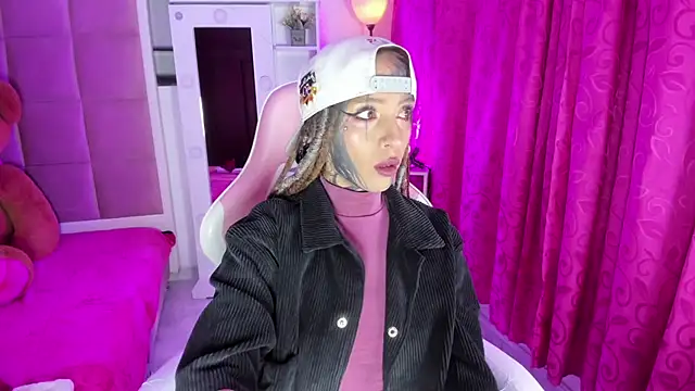 Lucy Doll8 online show from June 2026 07:47:02 PM
