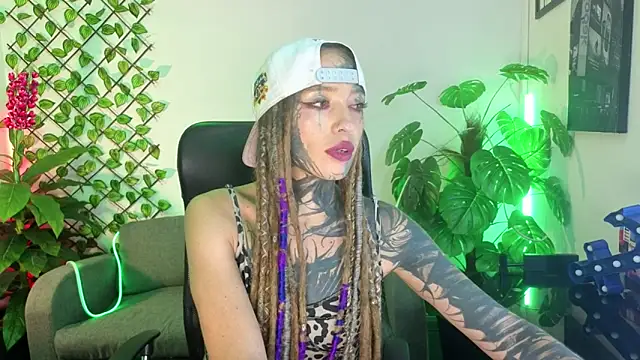 Lucy Doll8 online show from June 2026 11:21:01 PM