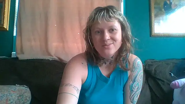 RosieSwitchBitch online show from June 2026 04:56:01 PM