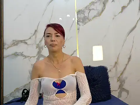 KarlaSmith   online show from May 2026 01:43:02 PM