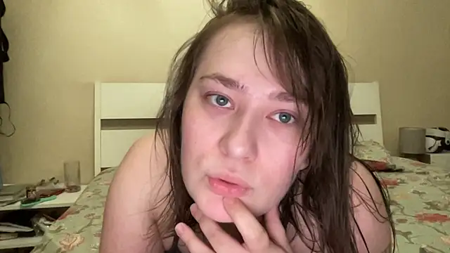 BettyRussian online show from June 2026 03:39:02 PM