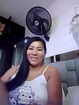 Snapshot of Angelsashaa07 chatting on May 2026 02:20:01 PM Angelsashaa07 online show from May 2026 02:20:01 PM