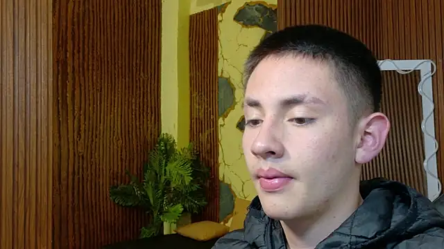 Snapshot of Andres_Tay chatting on May 2026 02:55:02 AM Andres Tay online show from May 2026 02:55:02 AM