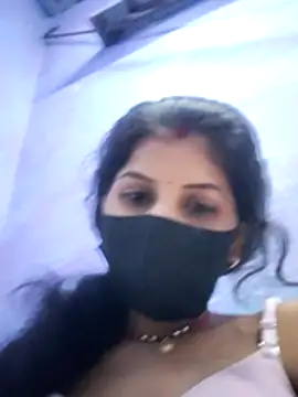 Snapshot of RUHI_1143 chatting on June 2026 11:10:01 AM RUHI 1143 online show from June 2026 11:10:01 AM
