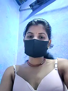 Snapshot of RUHI_1143 chatting on June 2026 06:57:02 PM RUHI 1143 online show from June 2026 06:57:02 PM