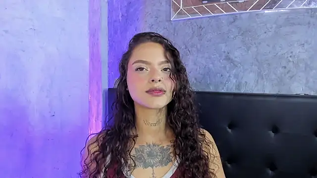 Caroline420  online show from July 2026 03:40:02 PM