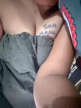 Tamil Hot HoneyBee online show from May 2026 04:56:02 AM
