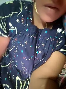 Tamil Hot HoneyBee online show from July 2026 02:05:01 PM