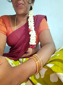 Tamil Hot HoneyBee online show from June 2026 05:55:01 PM