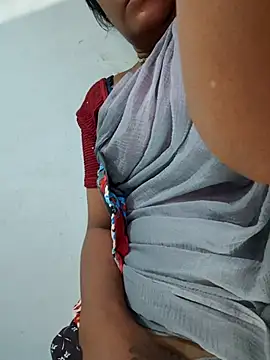 Tamil Hot HoneyBee online show from July 2026 04:06:01 AM