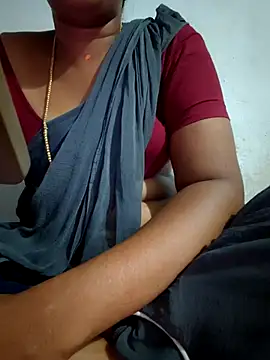 Tamil Hot HoneyBee online show from July 2026 05:32:02 PM