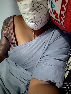 Tamil Hot HoneyBee online show from May 2026 05:33:01 PM