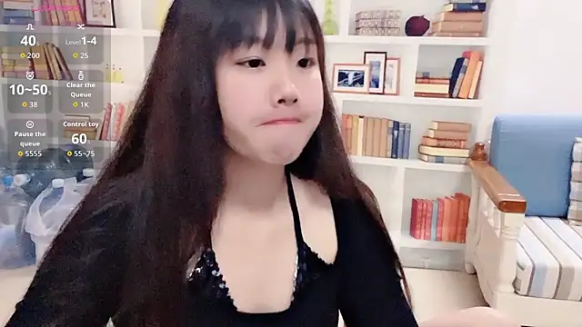Snapshot of ouye-89 chatting on April 2026 07:12:02 AM ouye-89 online show from April 2026 07:12:02 AM