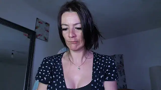 missydiorr10 online show from May 2026 06:50:01 AM