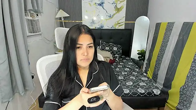 MissAndersonHoly online show from April 2026 10:35:02 AM