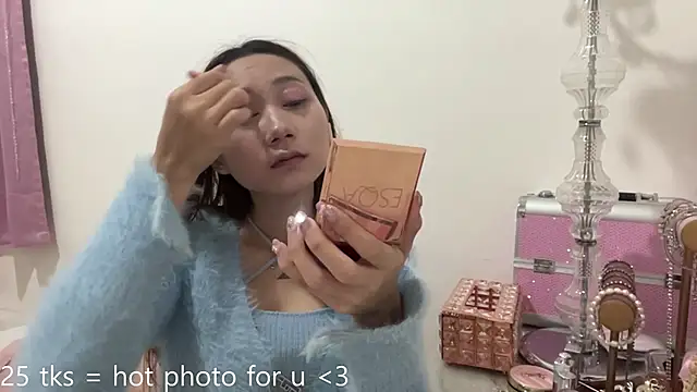 RuthWeinraub online show from June 2026 04:35:02 AM