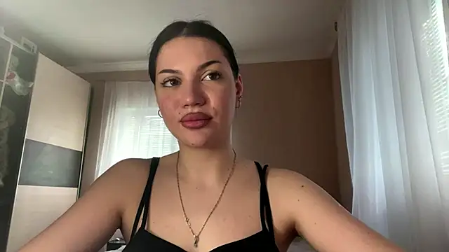 CrystalMuze online show from April 2026 01:48:02 PM