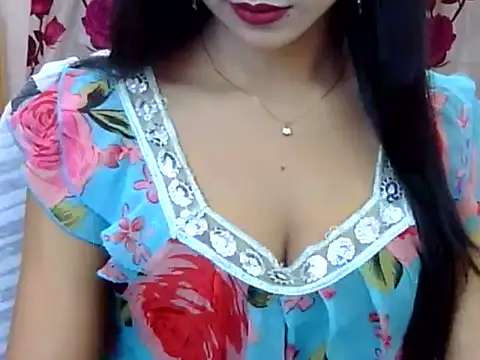 Snapshot of Alina_Nur chatting on June 2026 06:16:02 PM Alina Nur online show from June 2026 06:16:02 PM