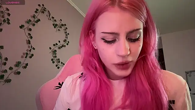 Snapshot of milimoon chatting on May 2026 04:47:02 PM milimoon online show from May 2026 04:47:02 PM
