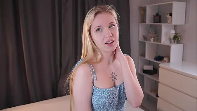 Sweet Love Lily online show from April 2026 06:34:01 PM