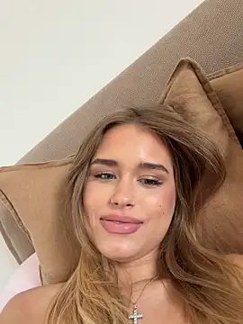 Snapshot of jessicablondexxx chatting on May 2026 11:57:02 AM jessicablondexxx online show from May 2026 11:57:02 AM