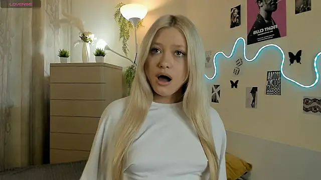 MidnightPoise online show from April 2026 06:11:02 AM