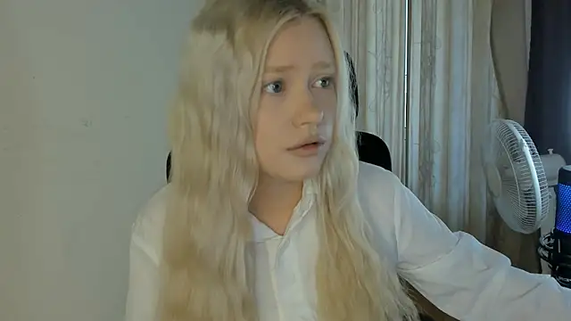 MidnightPoise online show from June 2026 05:06:01 AM