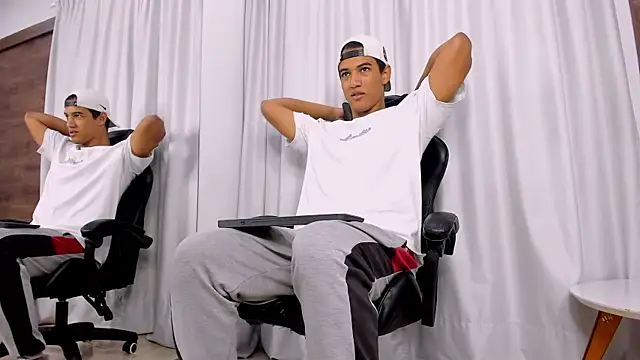 KyrozStorm online show from April 2026 04:39:01 AM