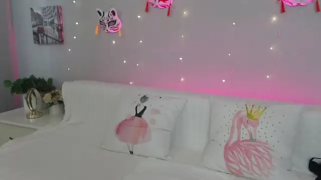 MeryCheris online show from July 2026 12:15:01 PM