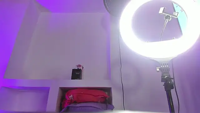 ThiagoSexy005 online show from July 2026 12:35:02 AM