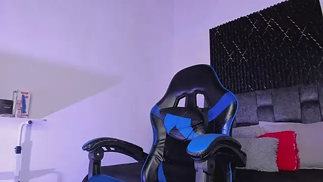 ThiagoSexy005 online show from July 2026 12:28:02 AM
