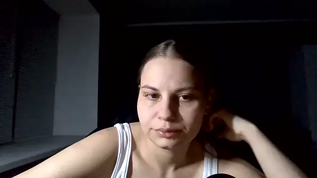 Snapshot of _Linsyy_ee_ chatting on April 2026 06:04:01 PM Linsyy ee online show from April 2026 06:04:01 PM