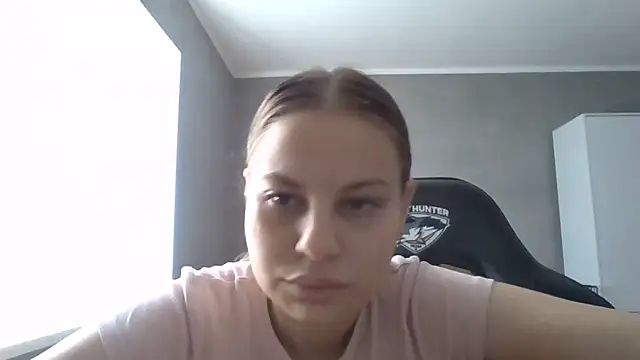 Snapshot of _Linsyy_ee_ chatting on June 2026 08:37:02 AM Linsyy ee online show from June 2026 08:37:02 AM