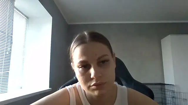 Snapshot of _Linsyy_ee_ chatting on May 2026 03:38:01 PM Linsyy ee online show from May 2026 03:38:01 PM