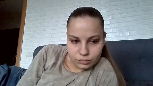 Snapshot of _Linsyy_ee_ chatting on June 2026 04:11:02 PM Linsyy ee online show from June 2026 04:11:02 PM