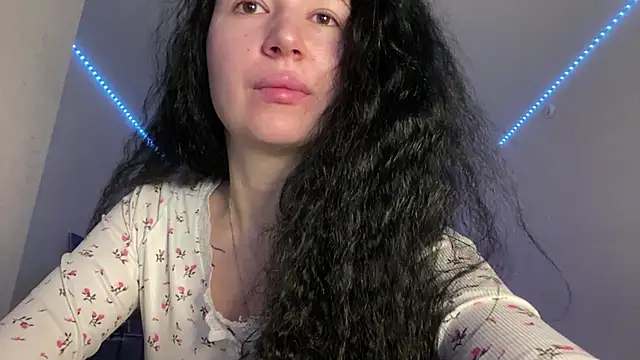 Necusharon online show from May 2026 06:22:01 AM