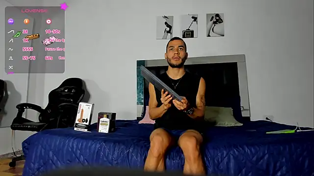 MaxPower003 online show from June 2026 01:00:01 AM