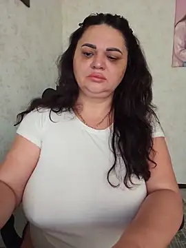 -CUTE-EVVIL- online show from June 2026 05:25:01 AM