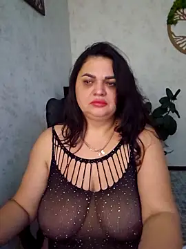 -CUTE-EVVIL- online show from April 2026 06:04:01 PM