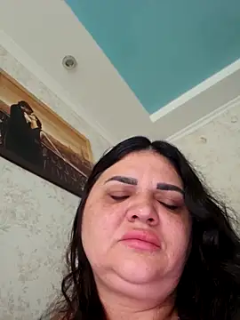 -CUTE-EVVIL- online show from May 2026 03:15:02 PM