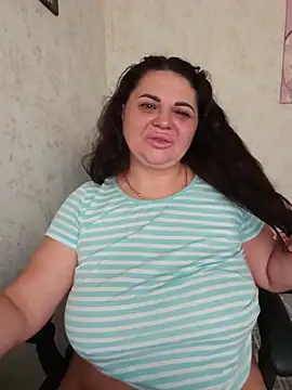 -CUTE-EVVIL- online show from July 2026 07:05:01 AM