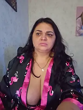 -CUTE-EVVIL- online show from June 2026 06:40:01 PM