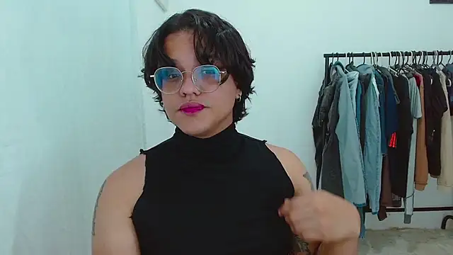 Diane exotic online show from May 2026 11:36:01 PM