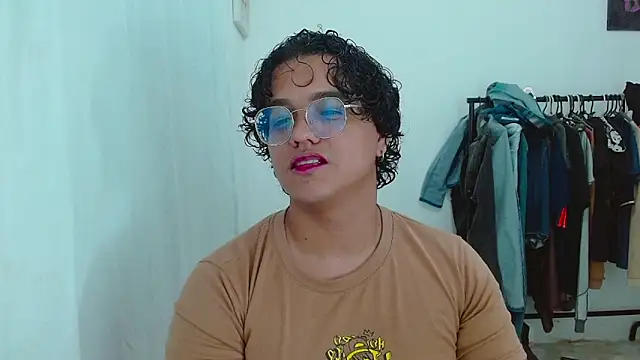Diane exotic online show from May 2026 12:22:02 AM