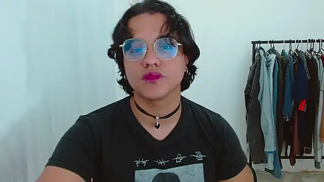 Diane exotic online show from May 2026 11:01:02 PM