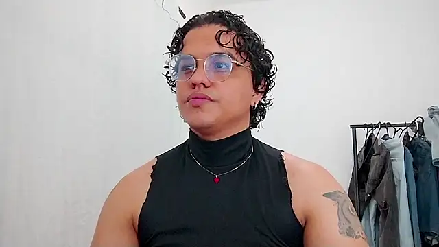 Diane exotic online show from May 2026 08:23:01 PM